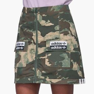 Adidas Camouflage Front Zip Mini Skirt Medium NWT
